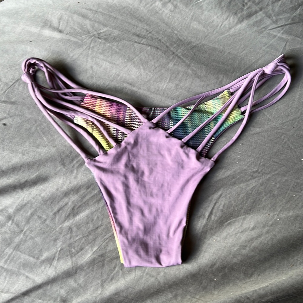 Purple San Lorenzo bottoms large lightly worn runs a little small super stretchy
